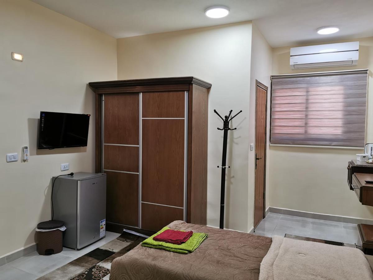 Petra 555 Apartment Wadi Musa Ngoại thất bức ảnh