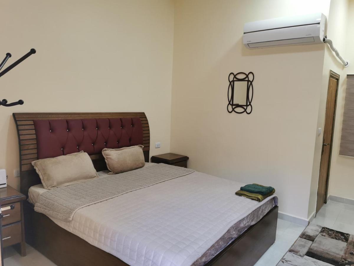 Petra 555 Apartment Wadi Musa Ngoại thất bức ảnh